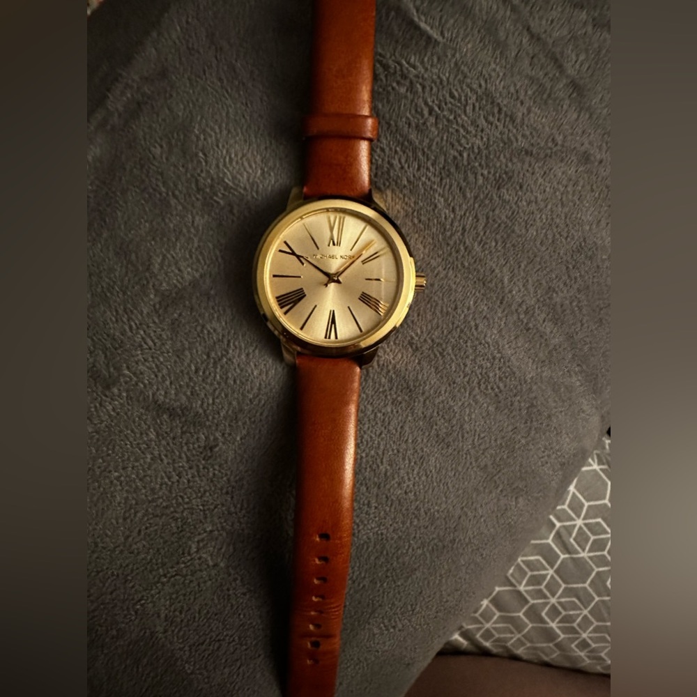 Michael Kors gold watch- EUC